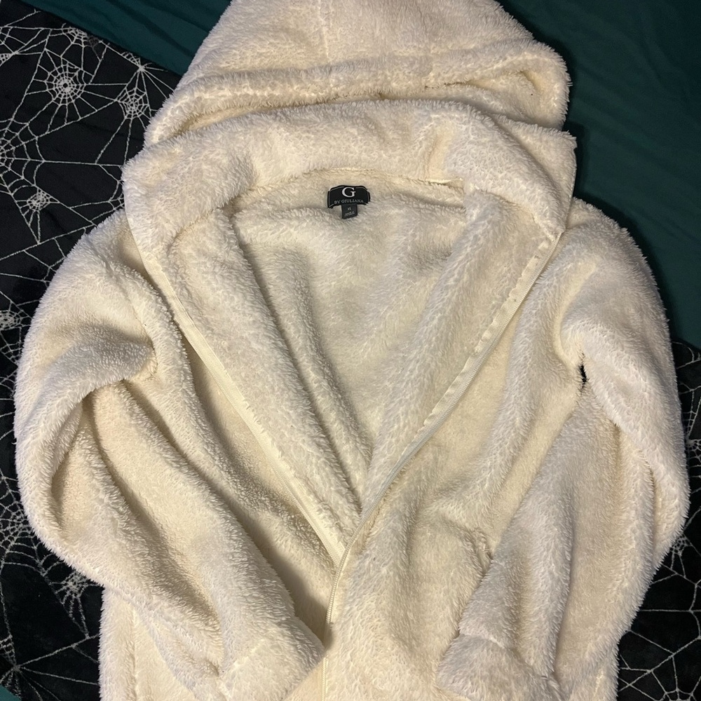 G by Giuliana White Fuzzy Coat